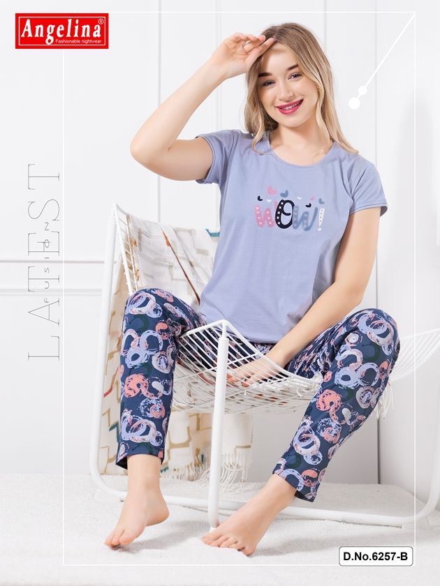 HOSIERY NIGHTSUIT